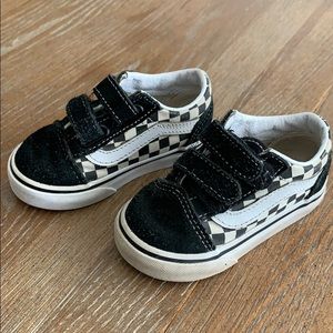 Vans Old Skool toddler size 5.5.